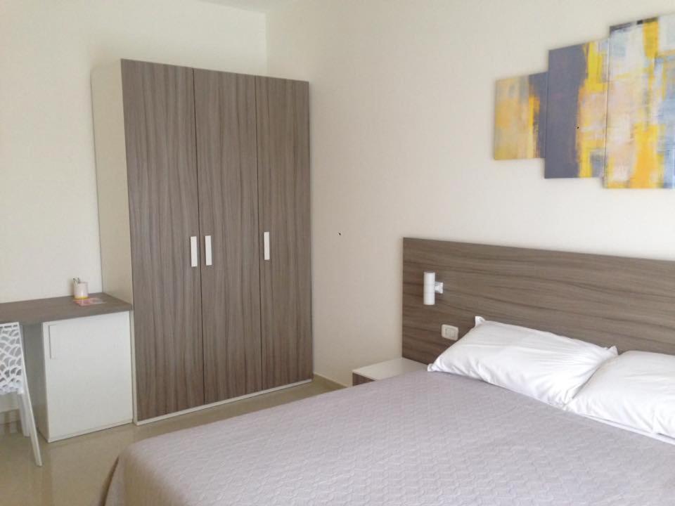 B&B Corso Roma Apricena 外观 照片