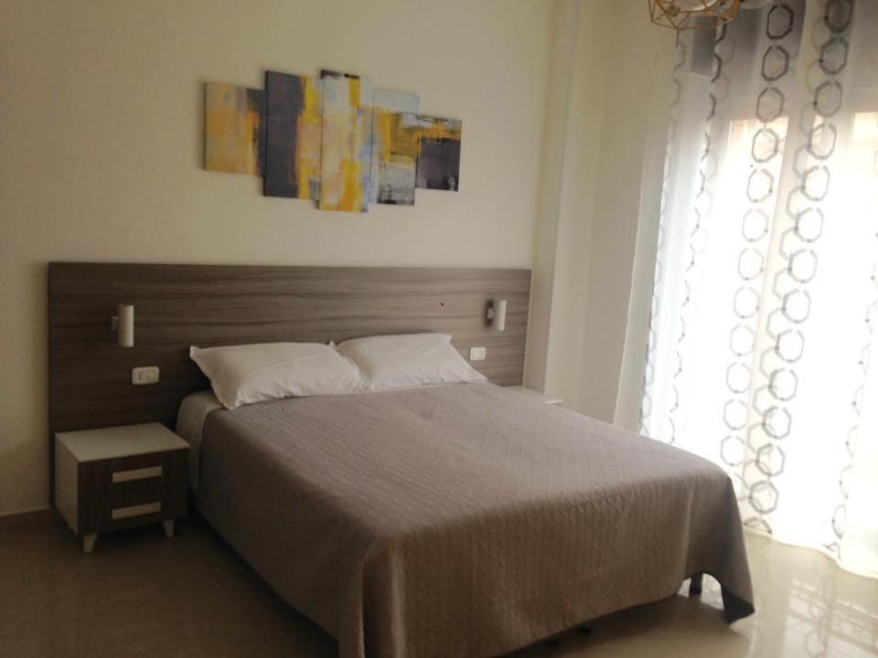 B&B Corso Roma Apricena 外观 照片