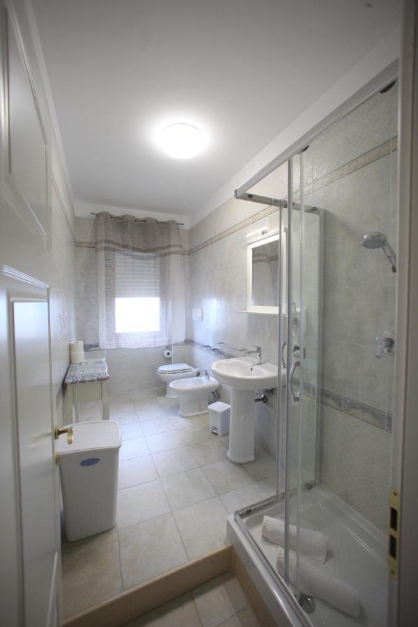 B&B Corso Roma Apricena 外观 照片