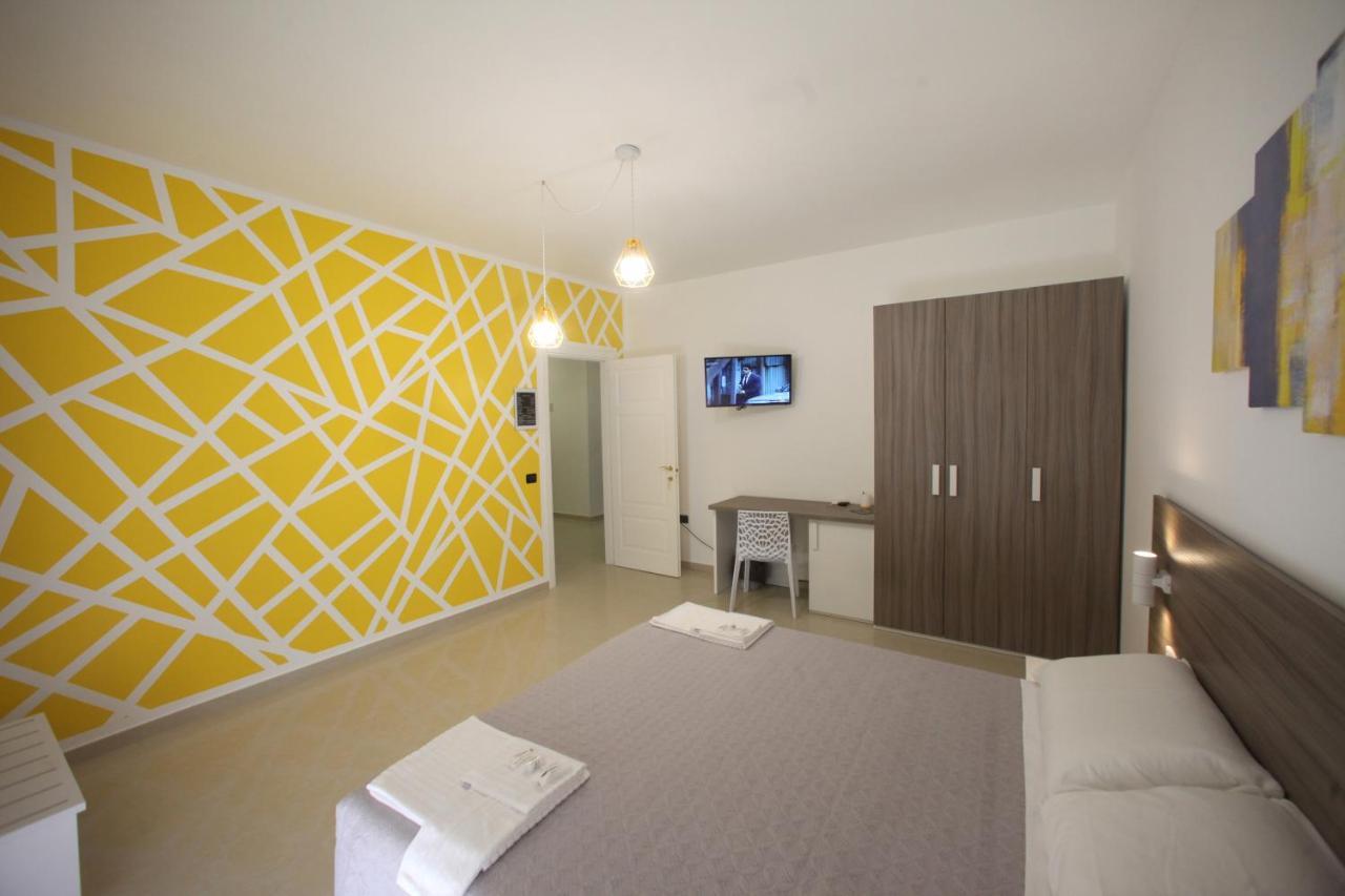 B&B Corso Roma Apricena 外观 照片