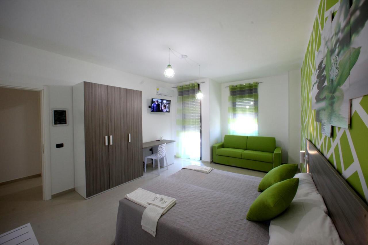 B&B Corso Roma Apricena 外观 照片