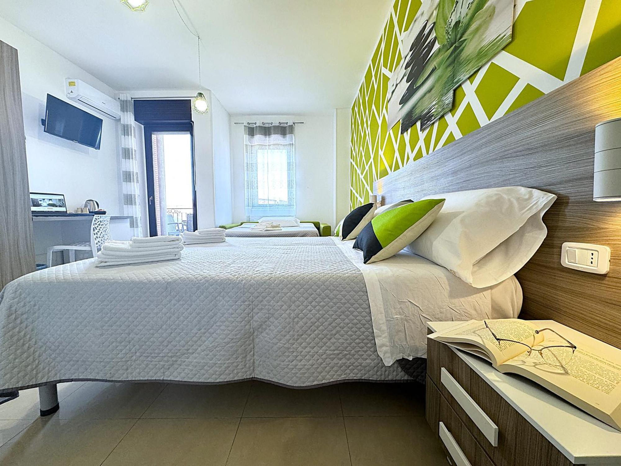 B&B Corso Roma Apricena 外观 照片